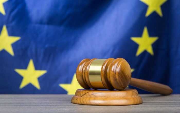De Afdeling Bestuursrechtspraak start prejudiciële procedure bij het Hof van Justitie van de Europese Unie | Cleerdin & Hamer advocaten